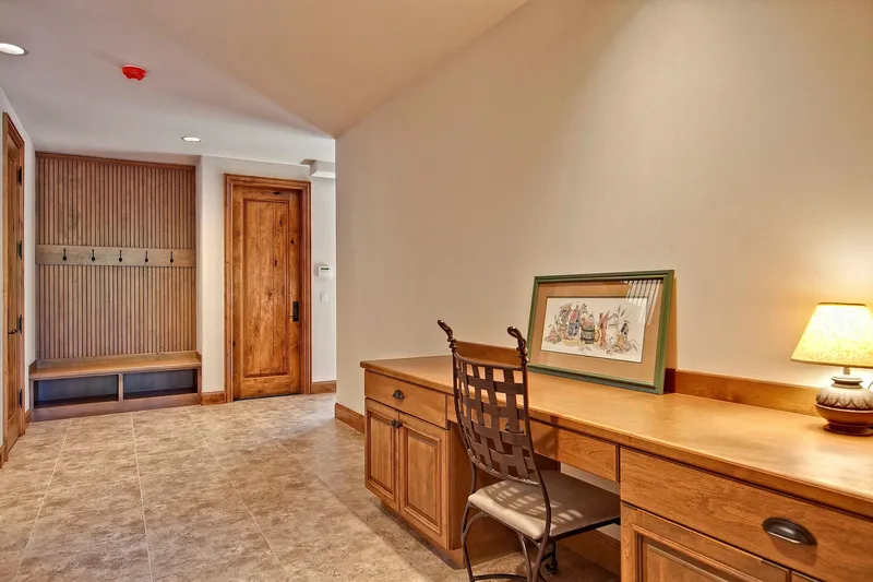 Bear Creek: Built-in desk and wood cabinetry