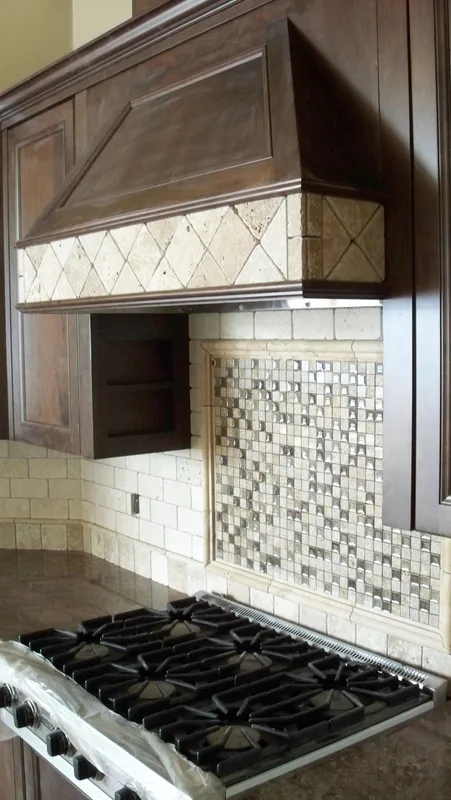 Eagle Shores, Lot 3: Alternate angled view of the range and mosaic tile