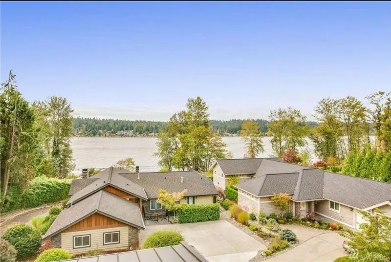 Eagle Shores, Lot 4: Lake view across neighboring rooftops