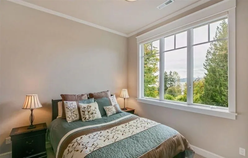 Eagle Shores, Lot 4: Bedroom with a broad window
