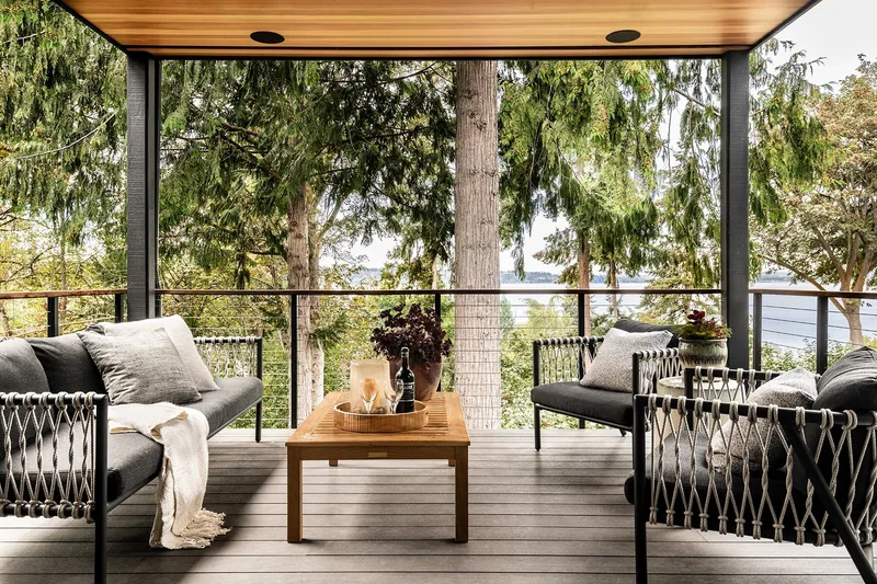 Mercer Island, indoor-outdoor: Covered outdoor lounge facing the trees