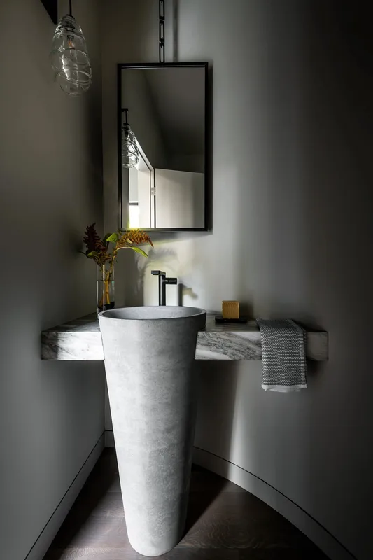 Mercer Island, indoor-outdoor: Powder room with a pedestal basin