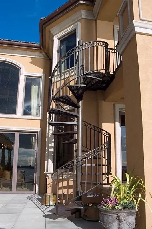 Mercer Island waterfront: Spiral stair connecting the lower patio and upper balcony